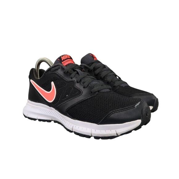 Nike Shoes - Nike Shoes Womens 6 Sneaker Athletic Trainers Running Downshifter 6 Active Black